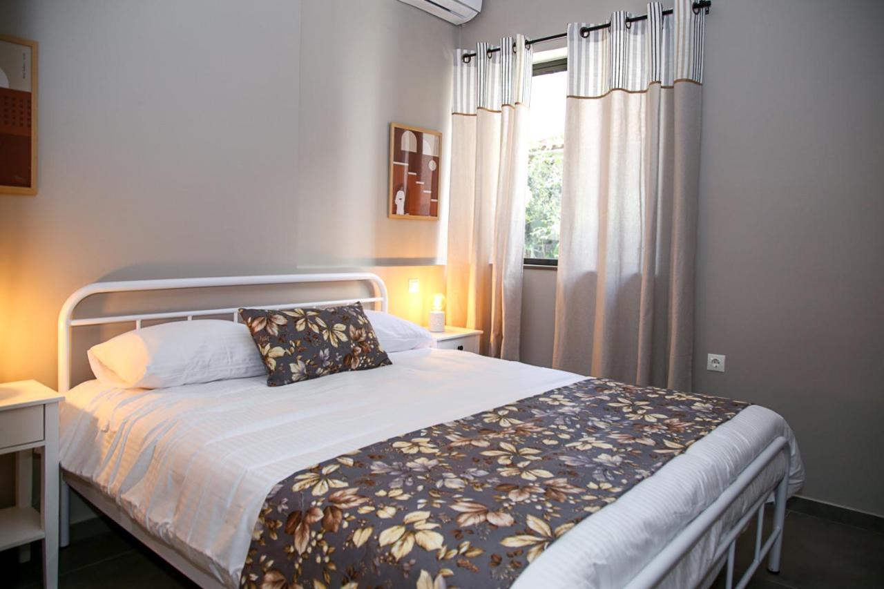 Caravin Wanderhome, 5 Min From Metro Nea Ionia Athen Exterior foto