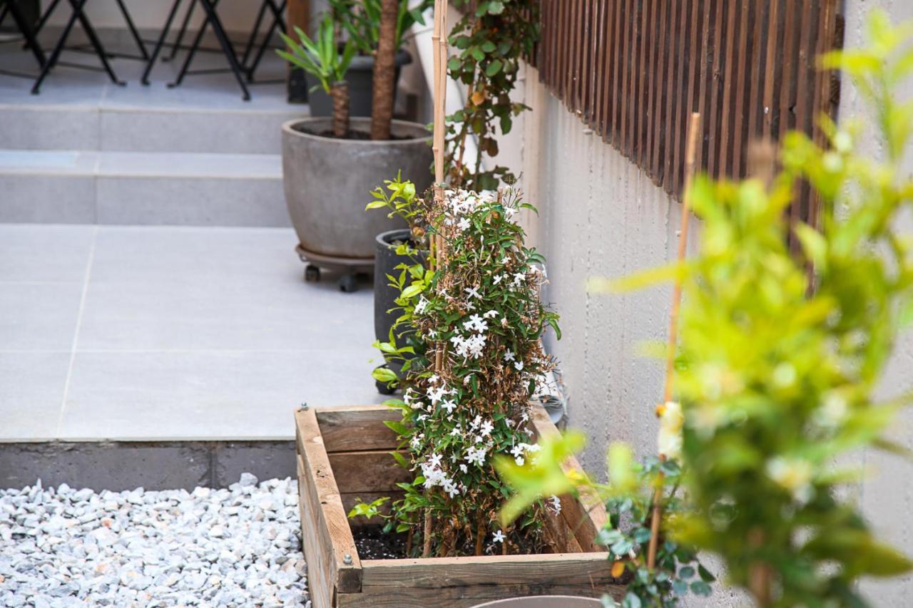 Caravin Wanderhome, 5 Min From Metro Nea Ionia Athen Exterior foto