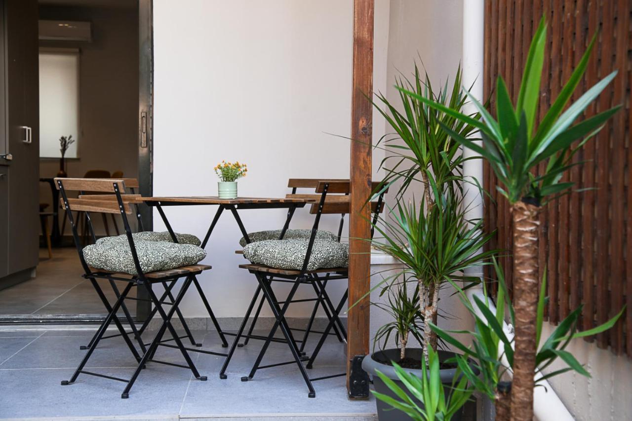 Caravin Wanderhome, 5 Min From Metro Nea Ionia Athen Exterior foto