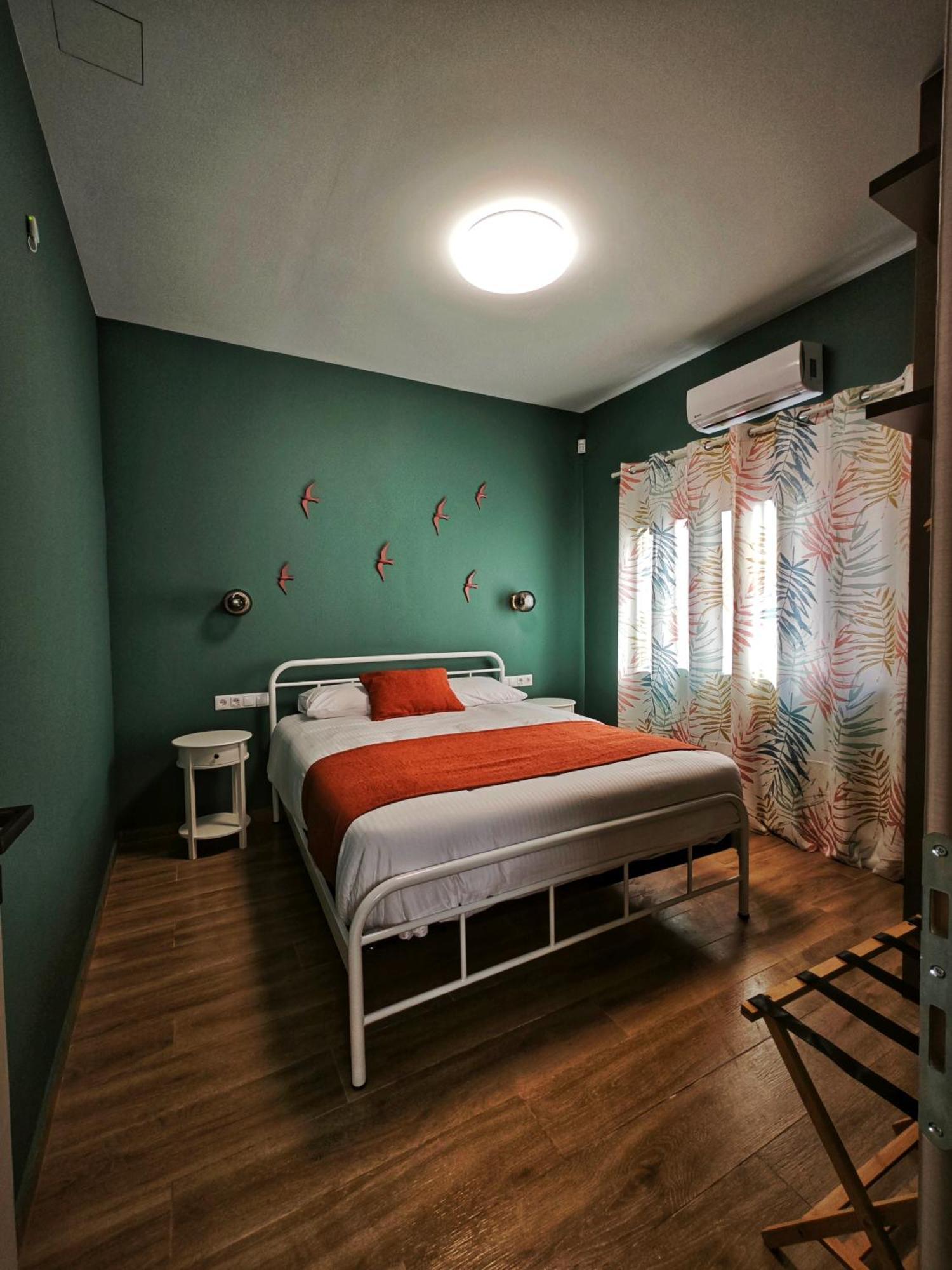 Caravin Wanderhome, 5 Min From Metro Nea Ionia Athen Exterior foto