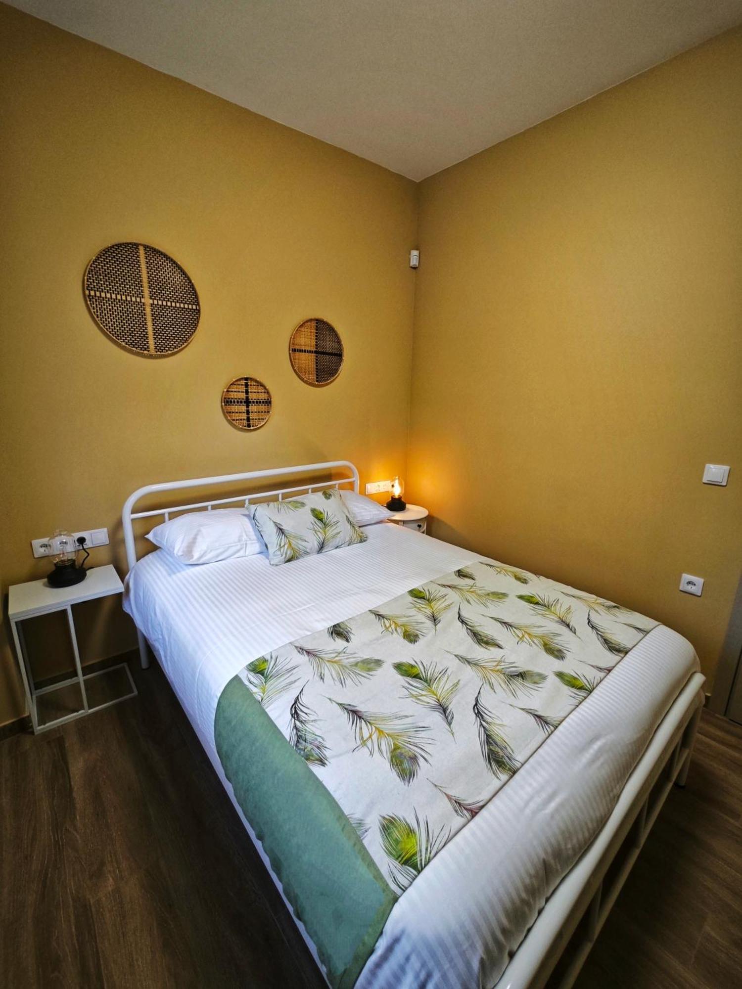 Caravin Wanderhome, 5 Min From Metro Nea Ionia Athen Exterior foto